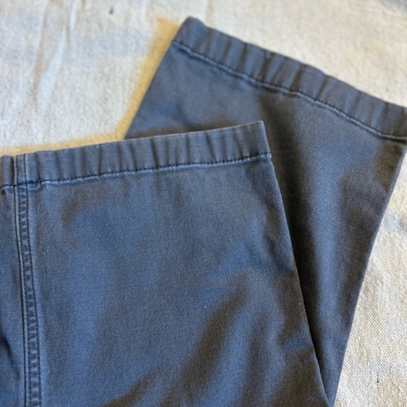 Carhartt Men's Gray Cargo Pants - Picture 7 of 13